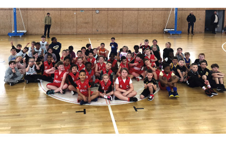 Des paniers à la pelle au plateau U9 d'Aplemont !